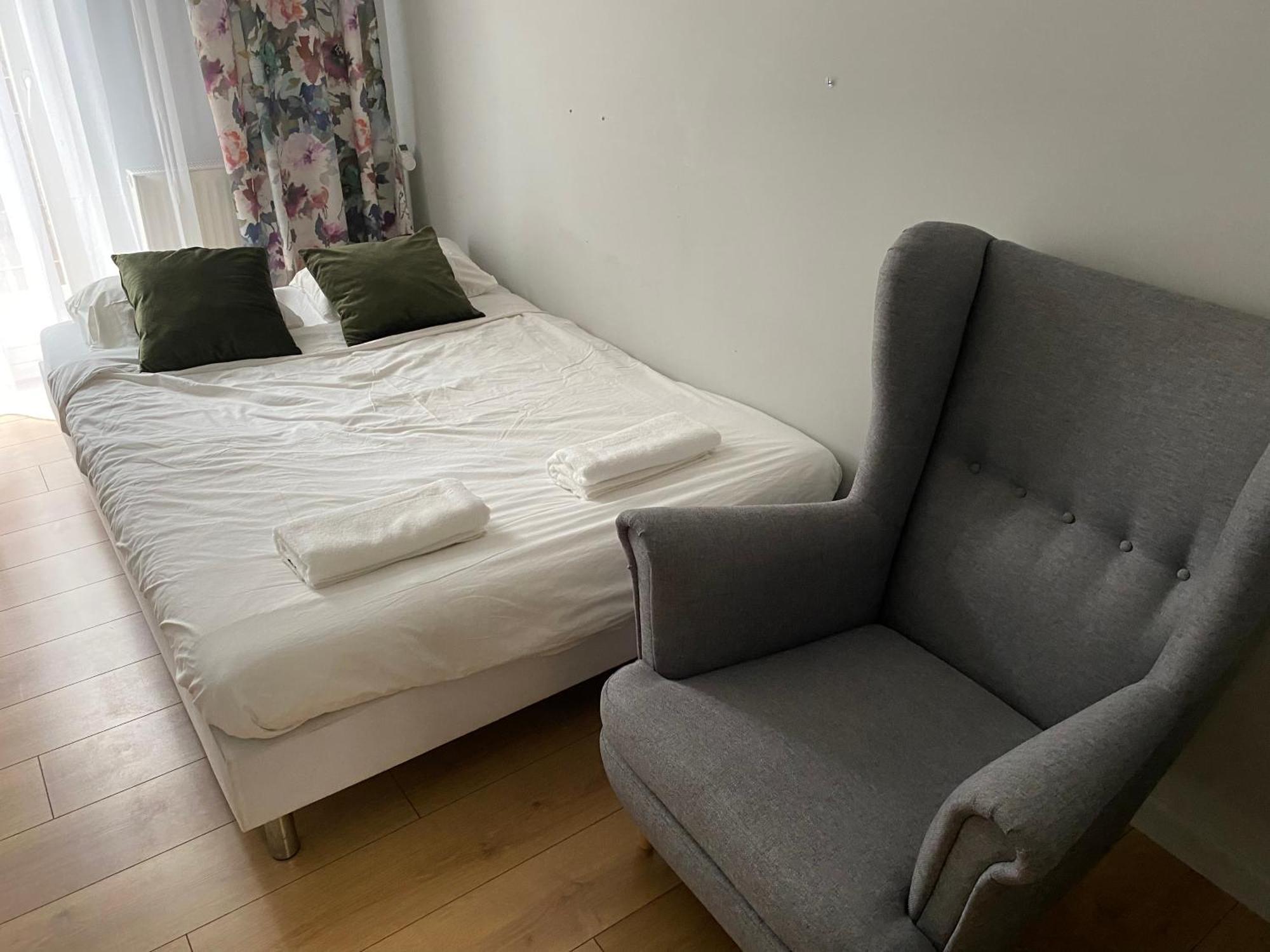 Pini Hostel - Przytulne Pokoje W Centrum Krakowa Esterno foto
